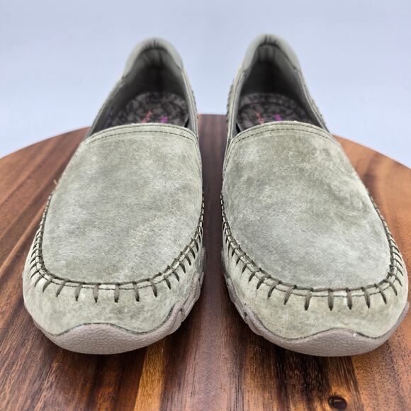 Skechers Shoes Womens 7.5 Olive Suede Leather Bikers Relaxed Fit Slip On Loafers - Picture 2 of 7